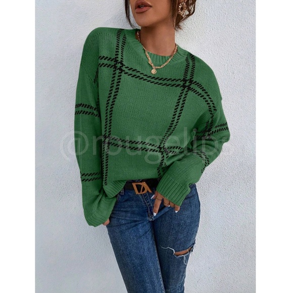 Grid Plaid Pattern Green Knit Crew Neck Pullover Sweater - Picture 3 of 8